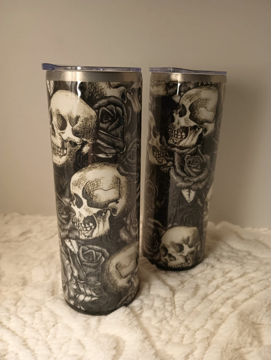 20 oz. Skulls and Roses Tumbler